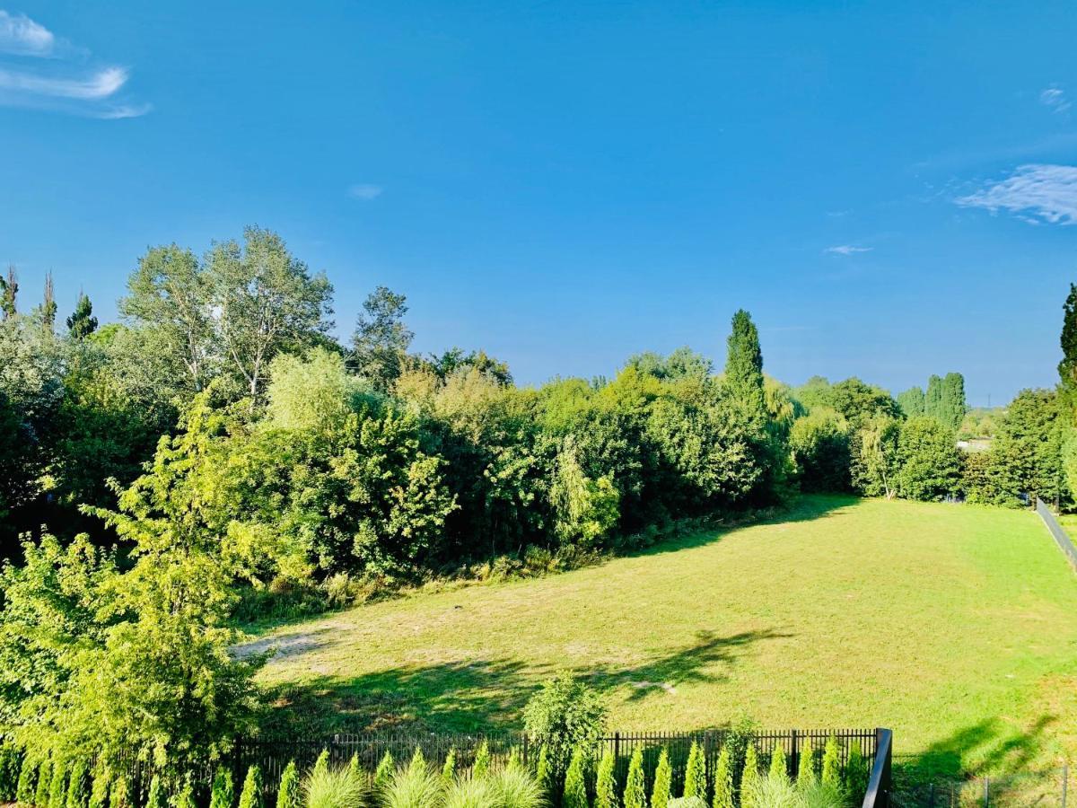 Baltic Riviera Apartments - Garden Sanctuary Retreat Danzica Esterno foto